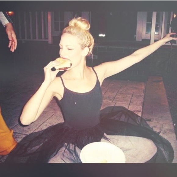 Meet Your Posher, Marion! - Picture 4 of 7